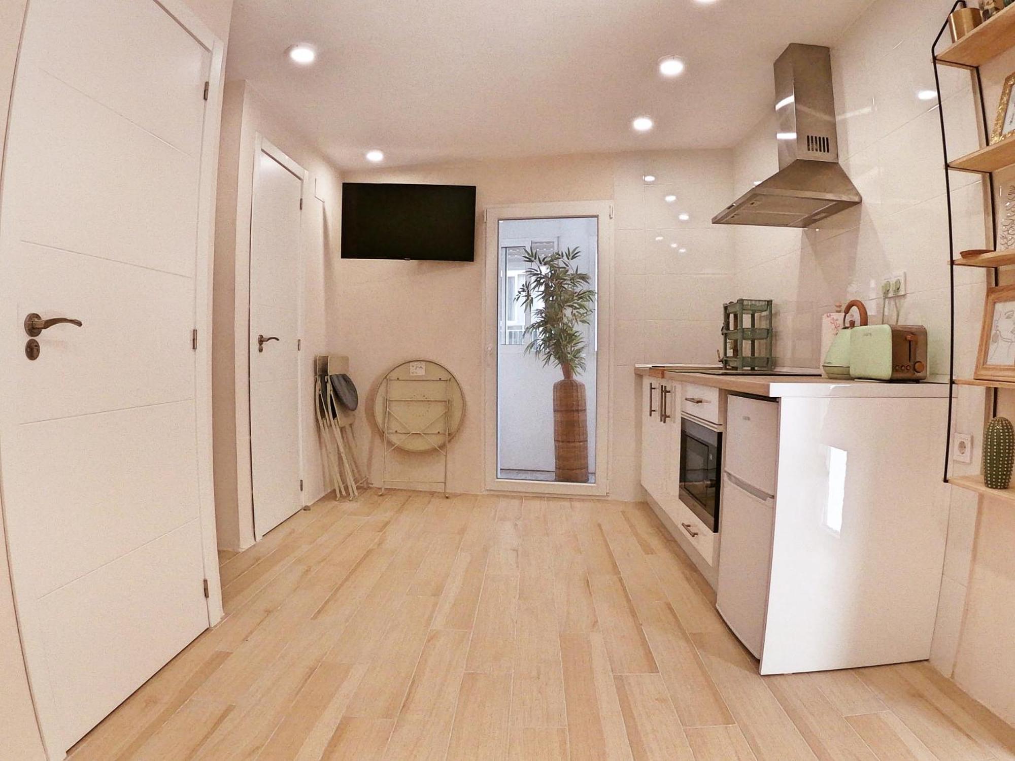 Apartment Corner